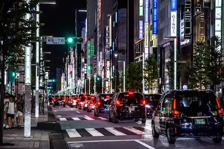 銀座の有名ママ10人に学ぶ。銀座ホステスで成功する方法 02